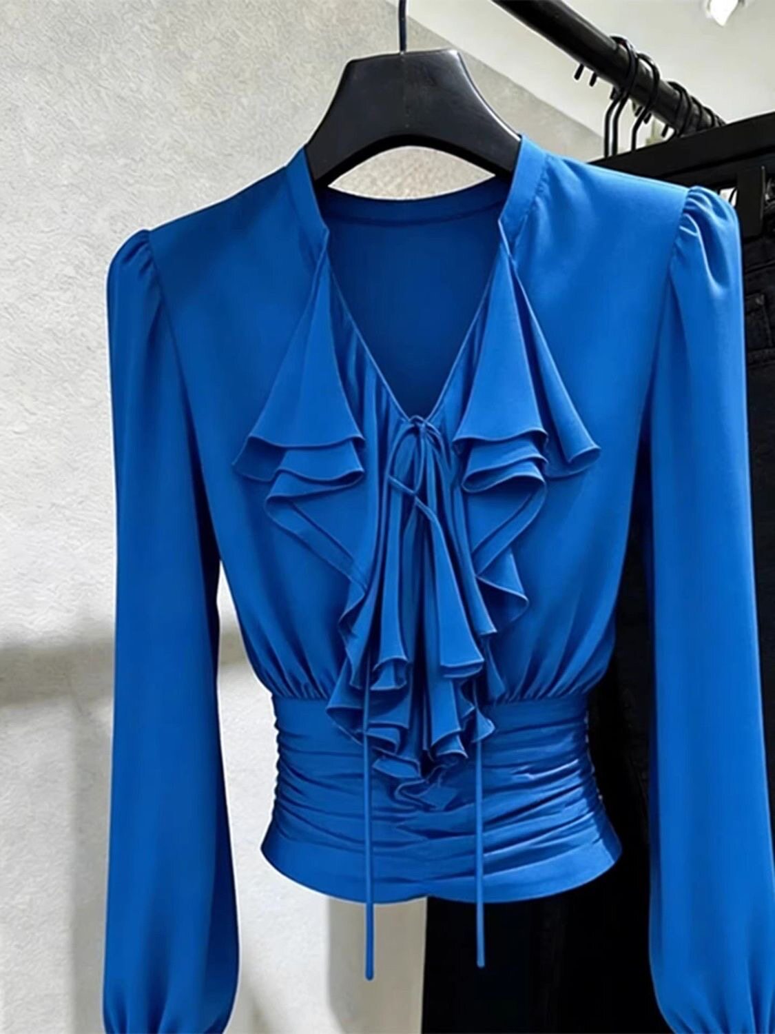 Chemisier bleu roi à volants,  - Women Formal Blouses For Evening Wear avis et prix